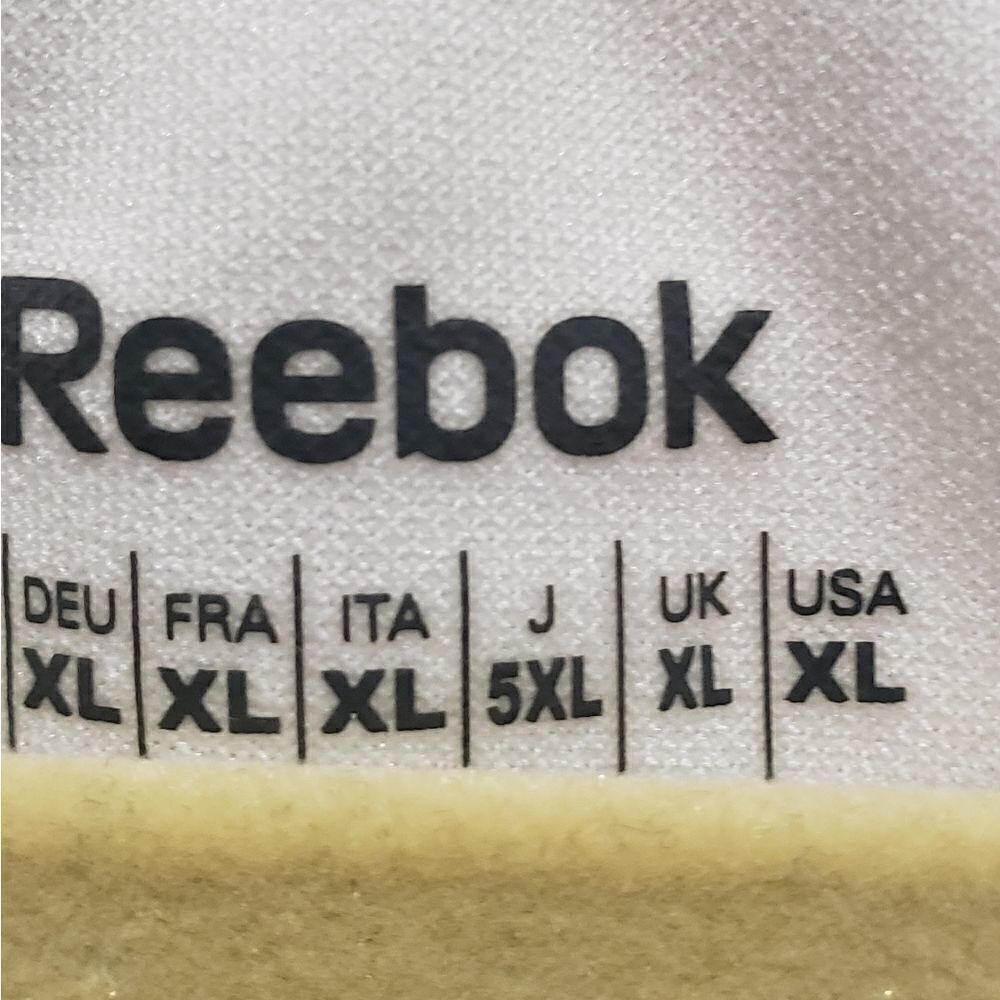 Reebok white shirt, XL - Picture 3 of 3